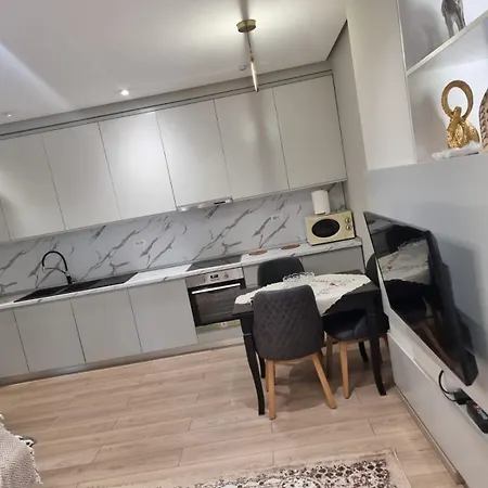 Reos Apartment Tirana